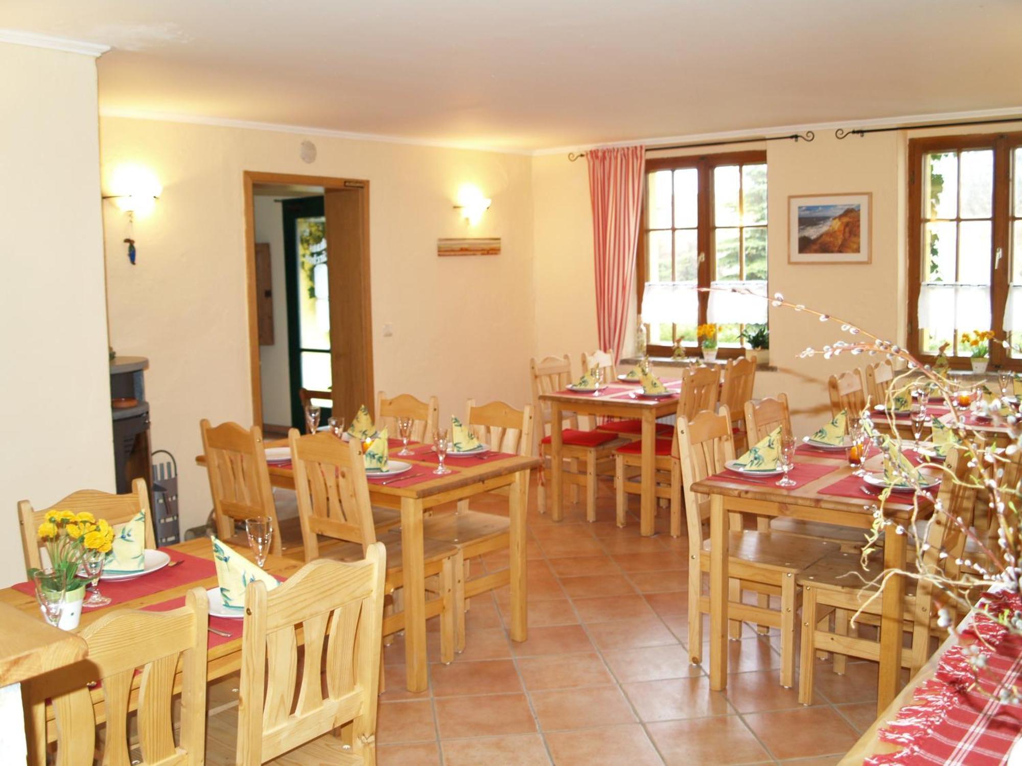 Wirtshaus Neuenkirchen Hotel Neuenkirchen auf Rugen ภายนอก รูปภาพ