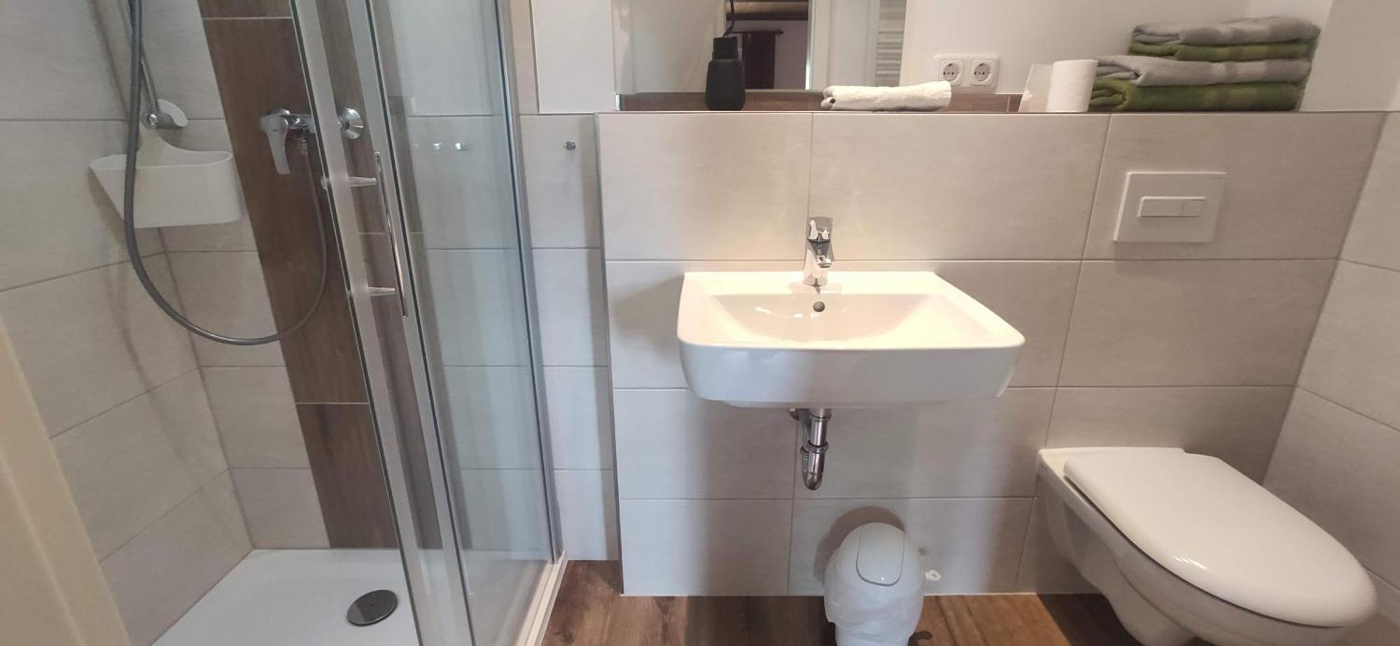 Wirtshaus Neuenkirchen Hotel Neuenkirchen auf Rugen ภายนอก รูปภาพ